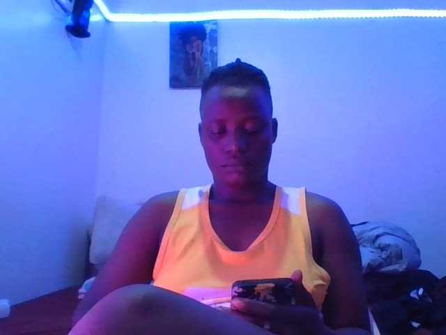 Yourdreamgirl's BongaCams show and profile