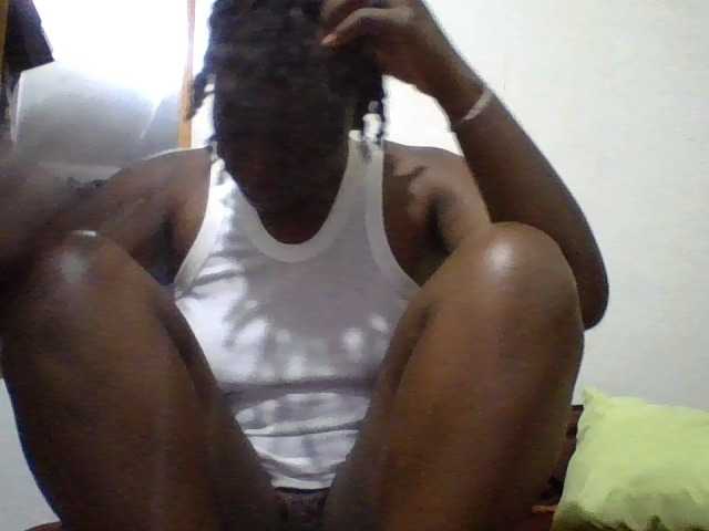 Yourdreamgirl live cam on BongaCams