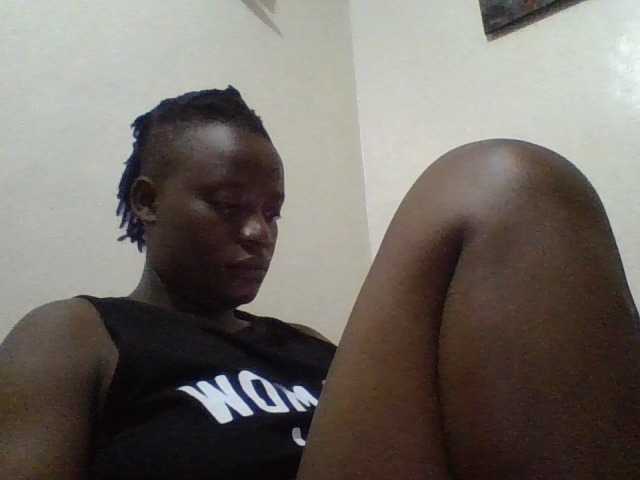 Yourdreamgirl's BongaCams show and profile