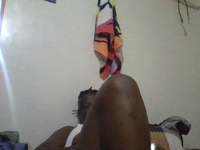 Yourdreamgirl live cam preview