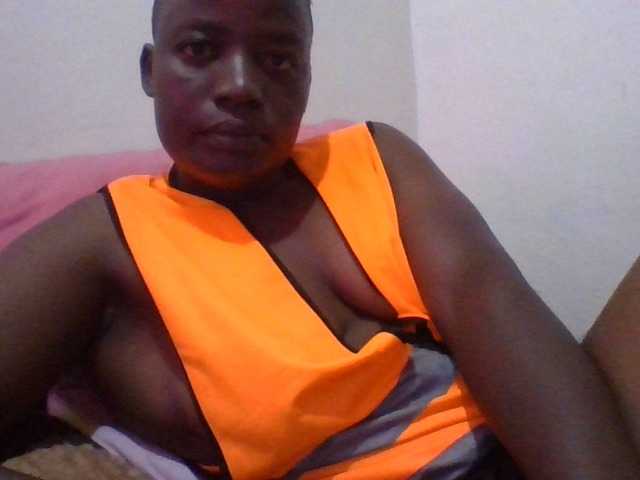 Yourdreamgirl's BongaCams show and profile