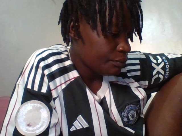 Yourdreamgirl's BongaCams show and profile