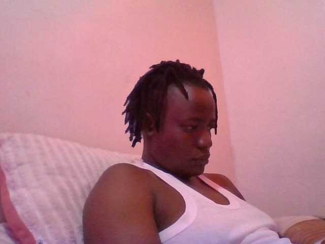 Yourdreamgirl's BongaCams show and profile