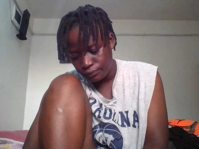 Yourdreamgirl's BongaCams show and profile