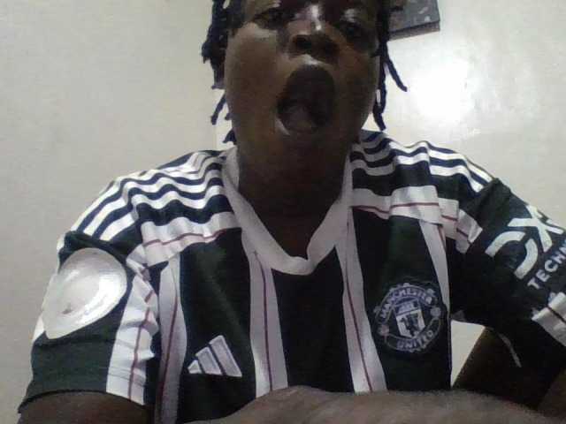 Yourdreamgirl's BongaCams show and profile