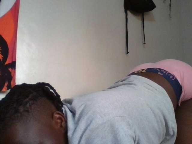 Yourdreamgirl