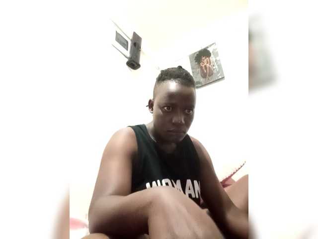 Yourdreamgirl's BongaCams show and profile