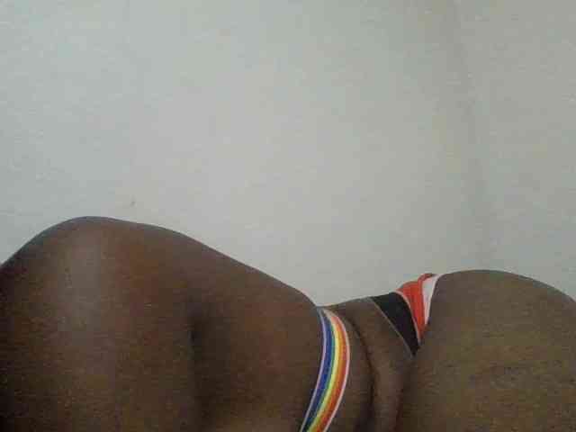 Yourdreamgirl webcam