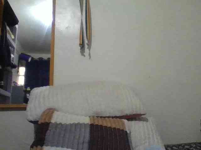 Yourdreamgirl webcam