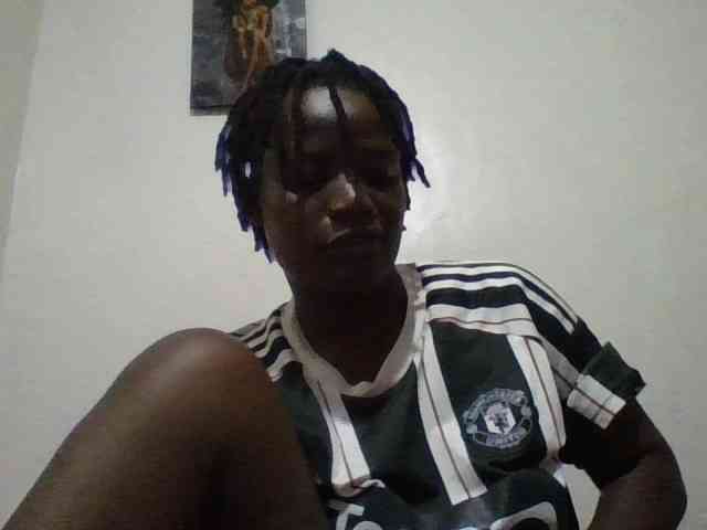 Yourdreamgirl webcam