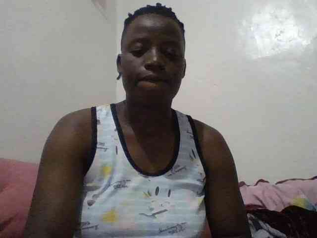 Yourdreamgirl webcam