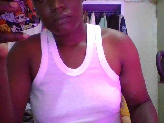 Yourdreamgirl webcam