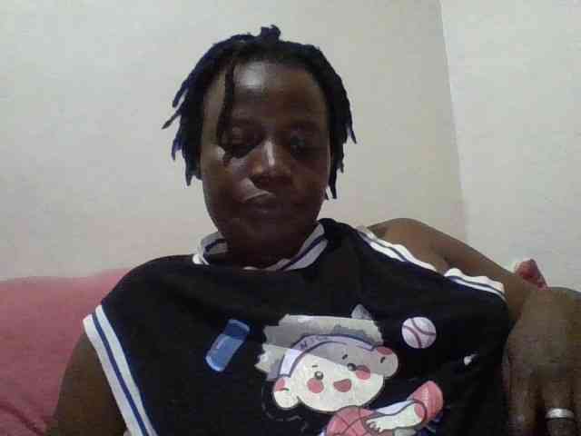 Yourdreamgirl webcam