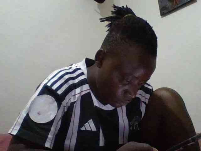 Yourdreamgirl webcam