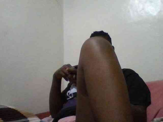 Yourdreamgirl webcam