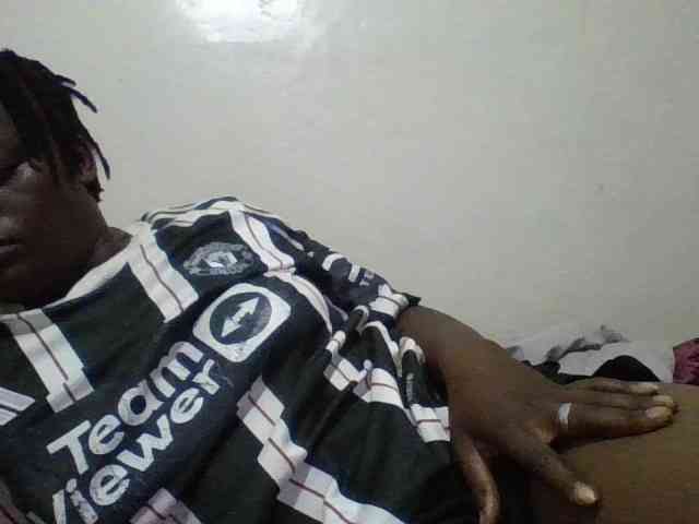 Yourdreamgirl webcam