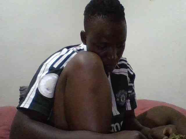 Yourdreamgirl webcam