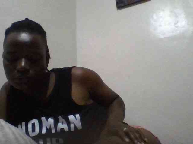 Yourdreamgirl webcam