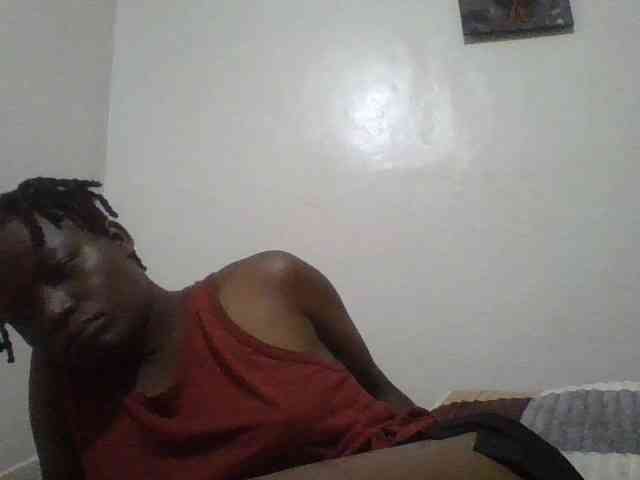 Yourdreamgirl webcam