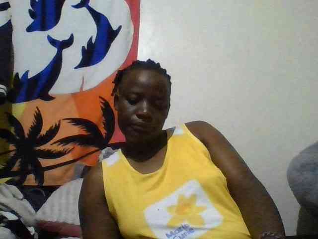 Yourdreamgirl webcam