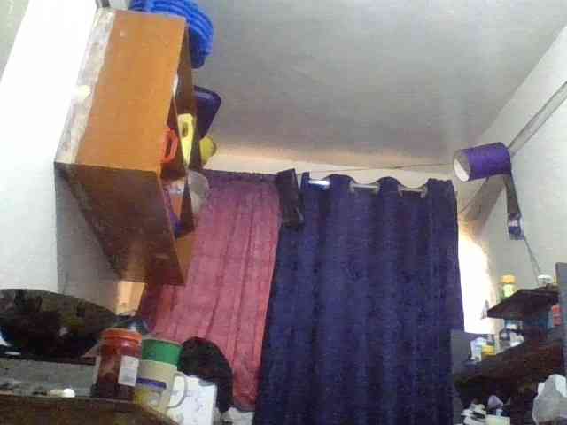 Yourdreamgirl webcam