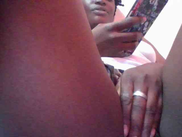 Yourdreamgirl webcam
