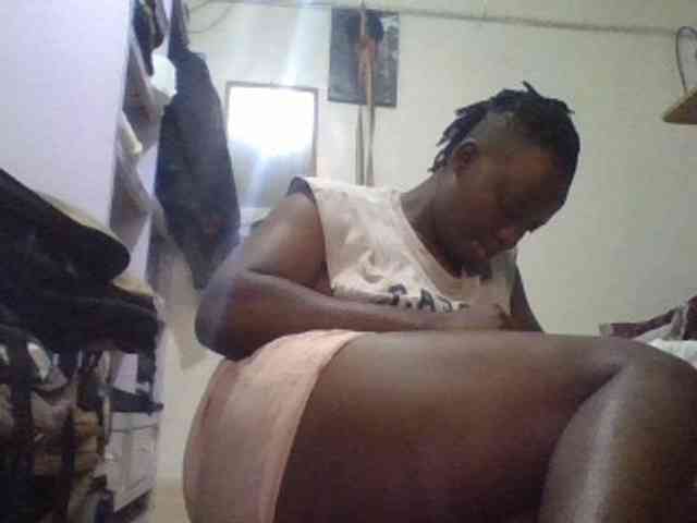 Yourdreamgirl webcam