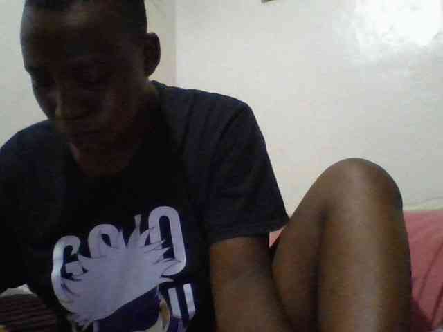 Yourdreamgirl webcam