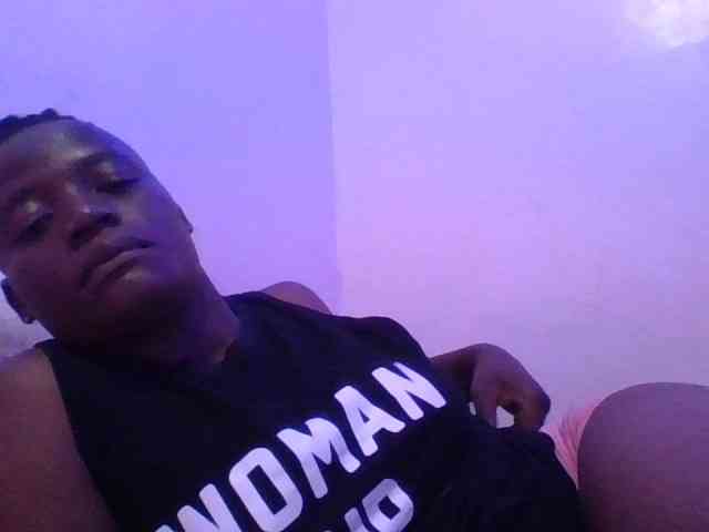 Yourdreamgirl webcam