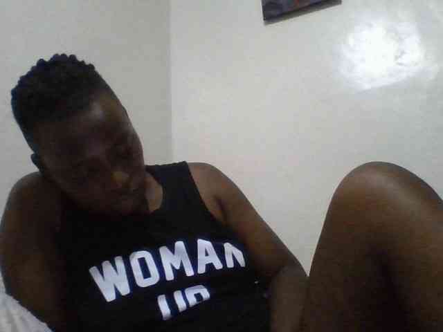 Yourdreamgirl webcam