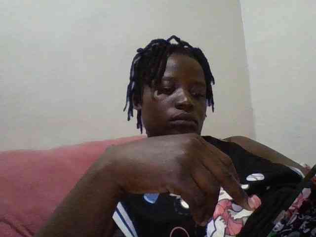 Yourdreamgirl webcam