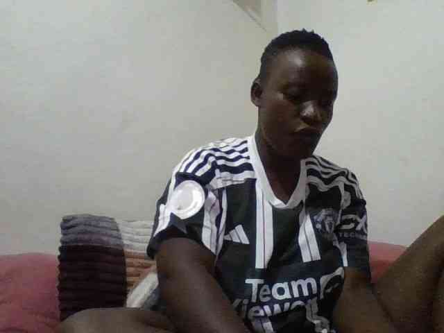 Yourdreamgirl webcam