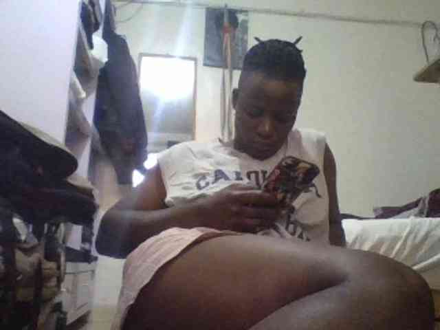 Yourdreamgirl webcam