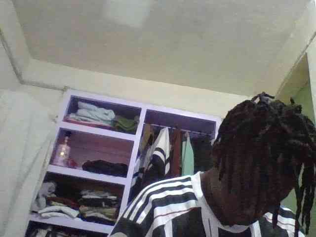 Yourdreamgirl webcam