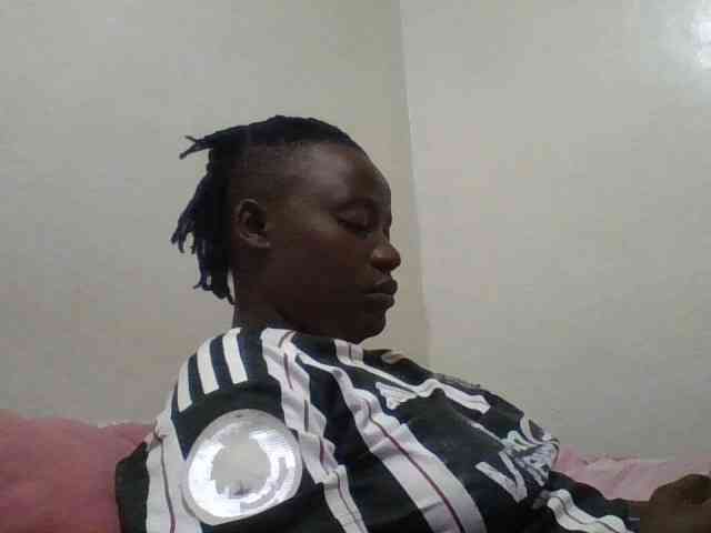 Yourdreamgirl webcam