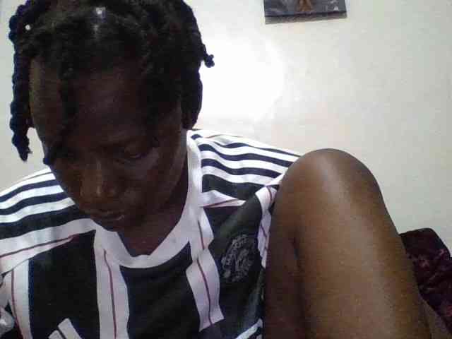Yourdreamgirl webcam