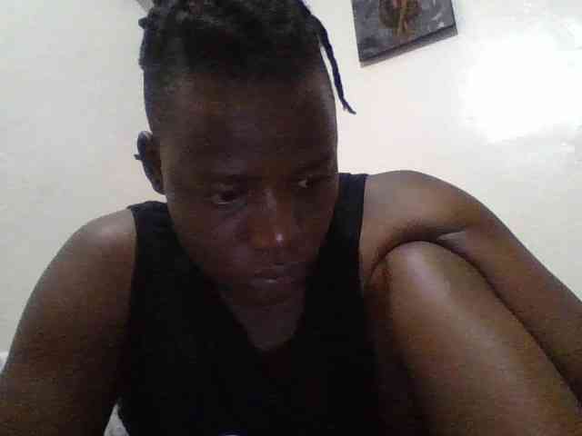 Yourdreamgirl webcam