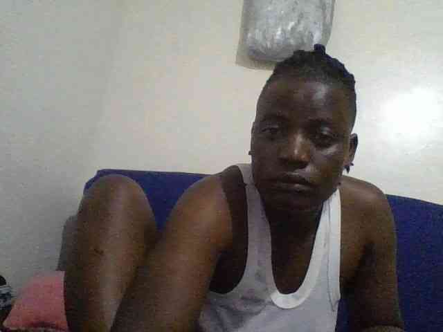 Yourdreamgirl webcam