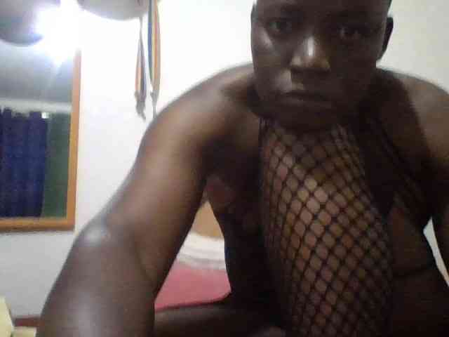 Yourdreamgirl webcam