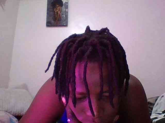 Yourdreamgirl webcam