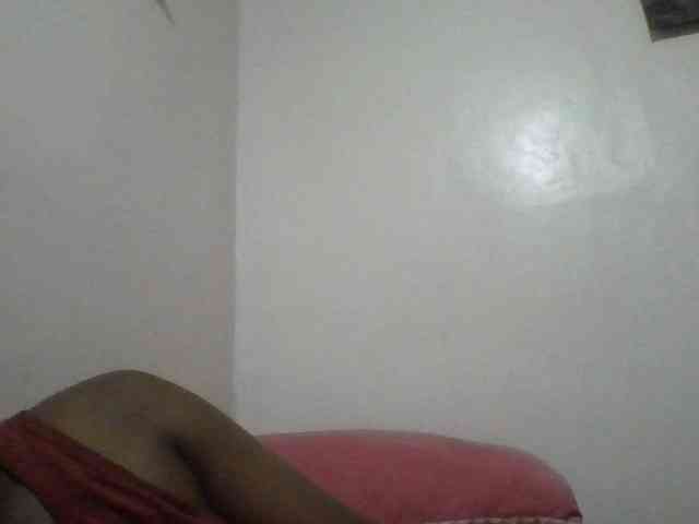 Yourdreamgirl webcam