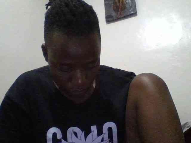 Yourdreamgirl webcam