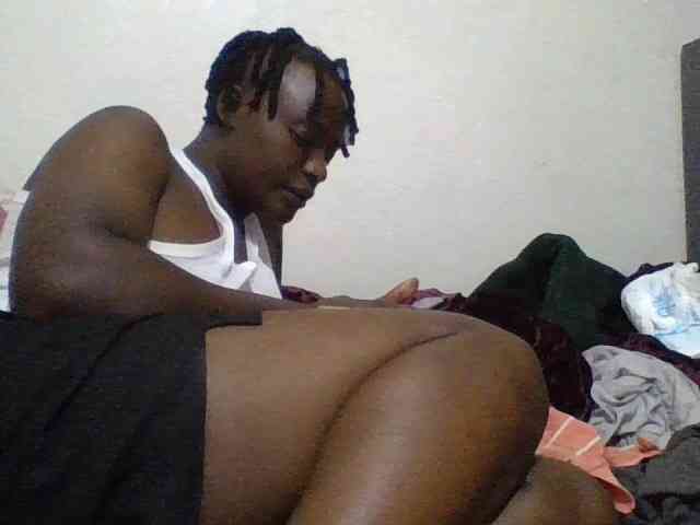 Yourdreamgirl webcam