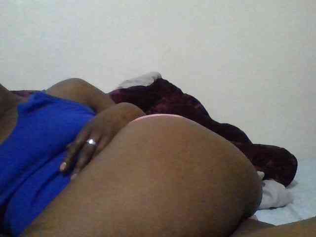 Yourdreamgirl webcam