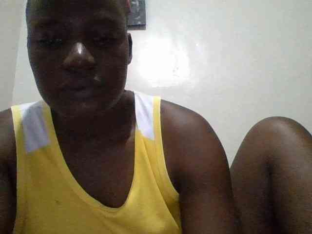 Yourdreamgirl webcam