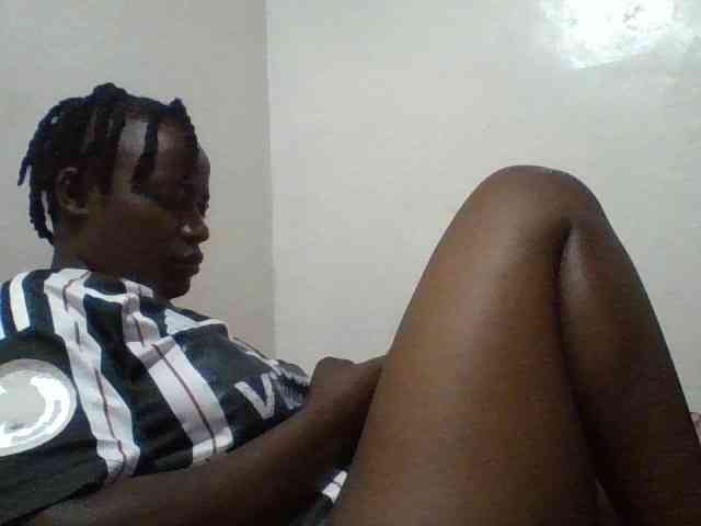 Yourdreamgirl webcam