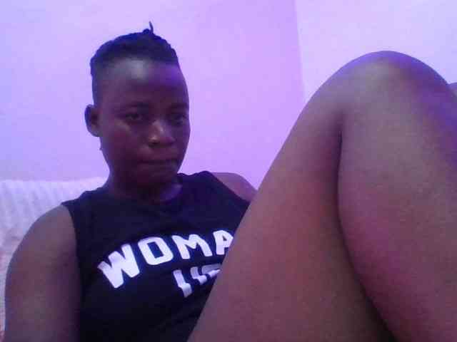 Yourdreamgirl webcam