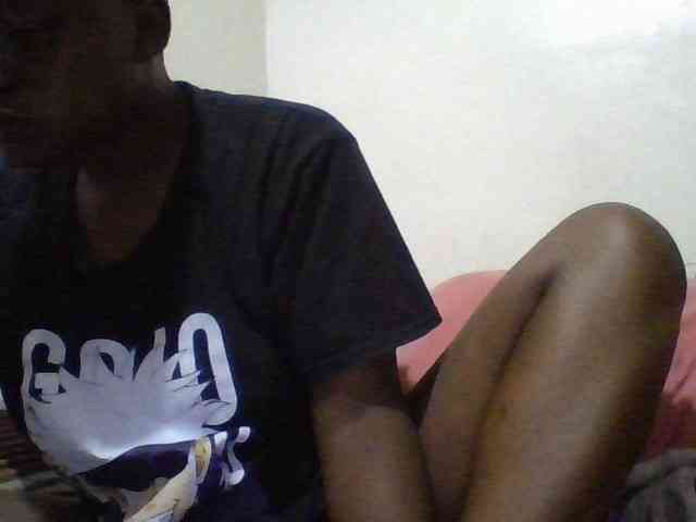 Yourdreamgirl webcam