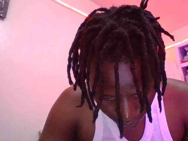 Yourdreamgirl webcam