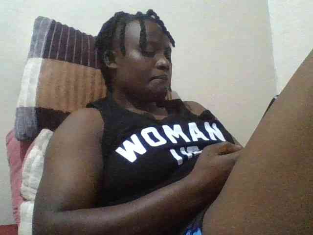 Yourdreamgirl webcam